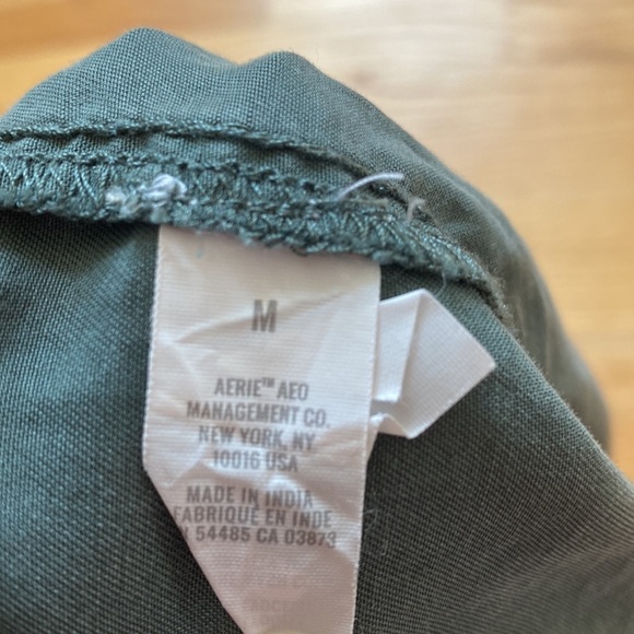 Aerie Lyocell Army Green Pull On Shorts 3.5 Inch Inseam - Picture 6 of 7